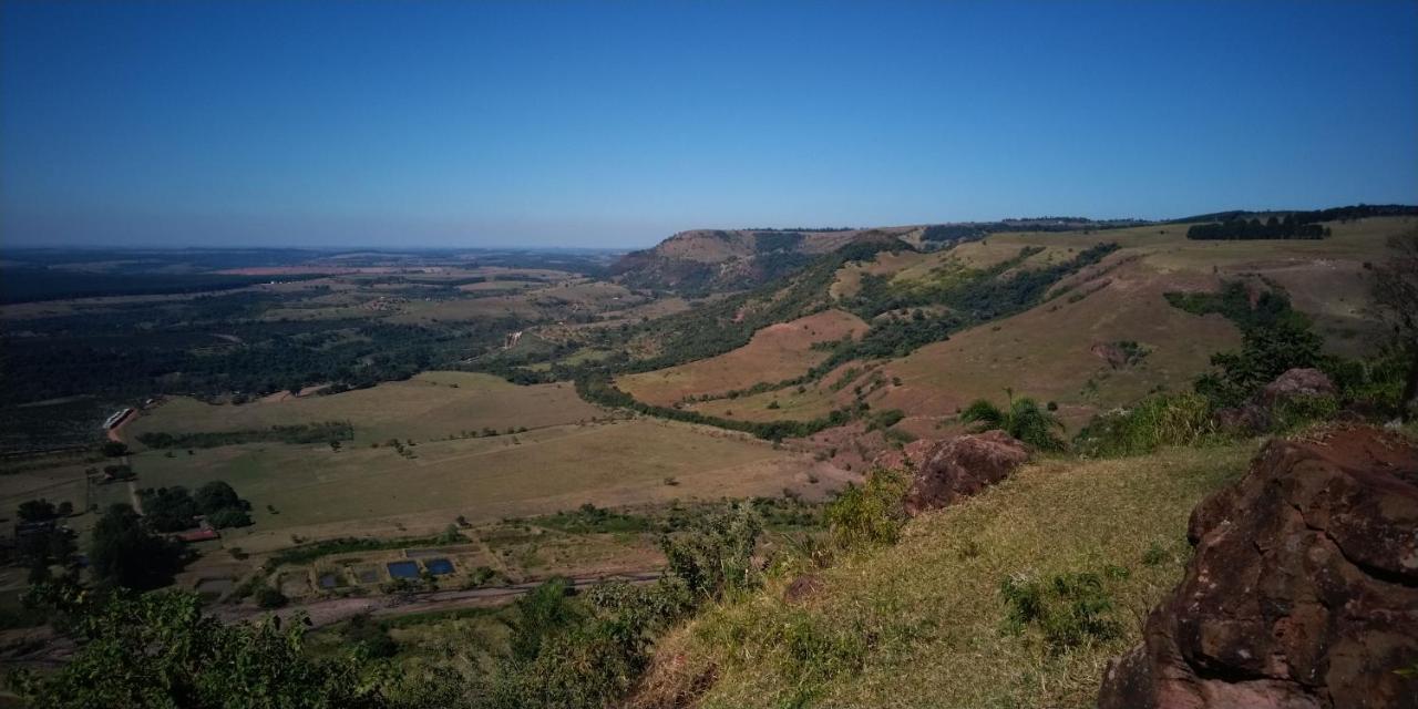 Cafe Com Arte Pousada Ecologica Botucatu Buitenkant foto